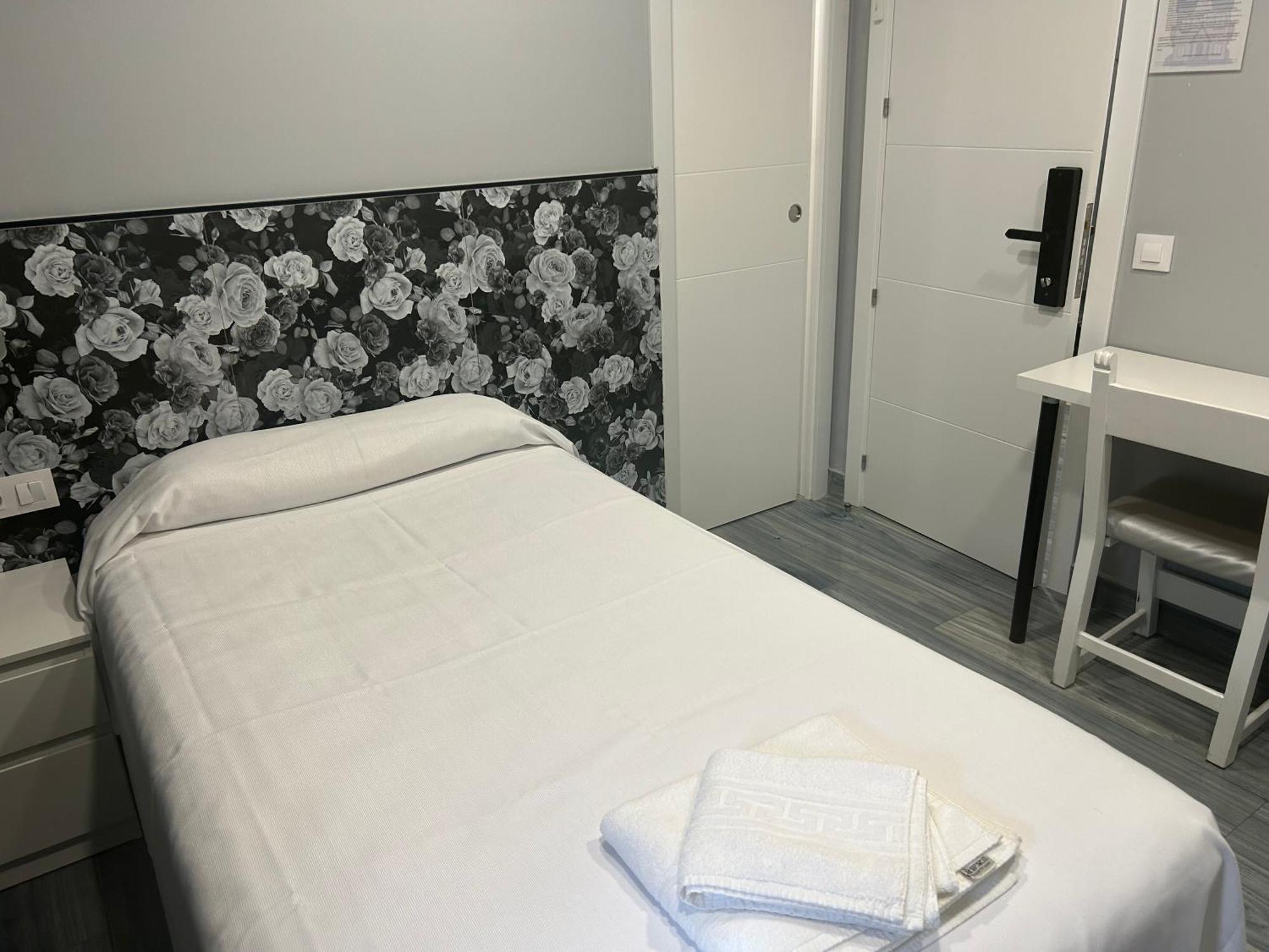 Casa Julian-Inn Madrid Eksteriør bilde